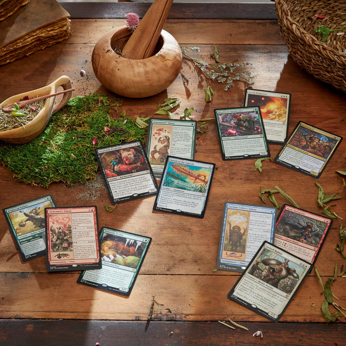 Magic: The Gathering Bloomburrow Commander Deck - Family Matters (100-Card Deck, 2-Card Collector Booster Sample Pack + Accessories)